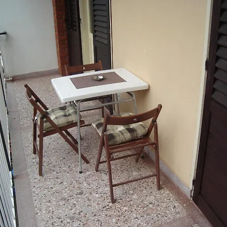 Apartman Dana *