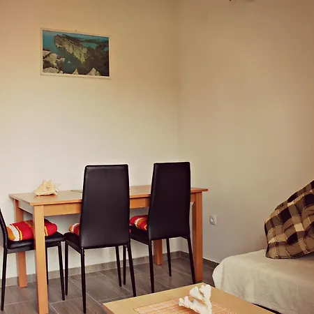 Dana Apartman